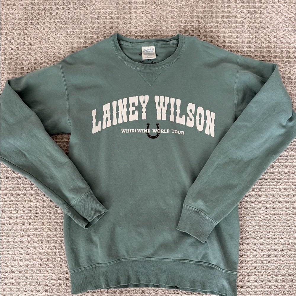 Lainey Wilson Whirlwind Tour Crewneck
